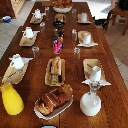 D Hotes Le Bois Corbeau Bed & Breakfast