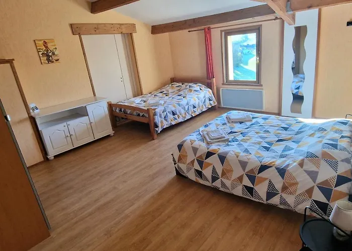 فندق مبيت وإفطار D Hotes Le Bois Corbeau